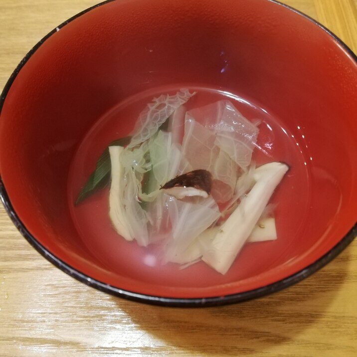 松茸のお吸物